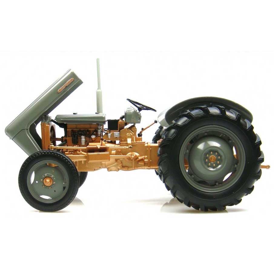 1/16 1956 Ferguson FE 35 Launch Model by Universal Hobbies - Image 2