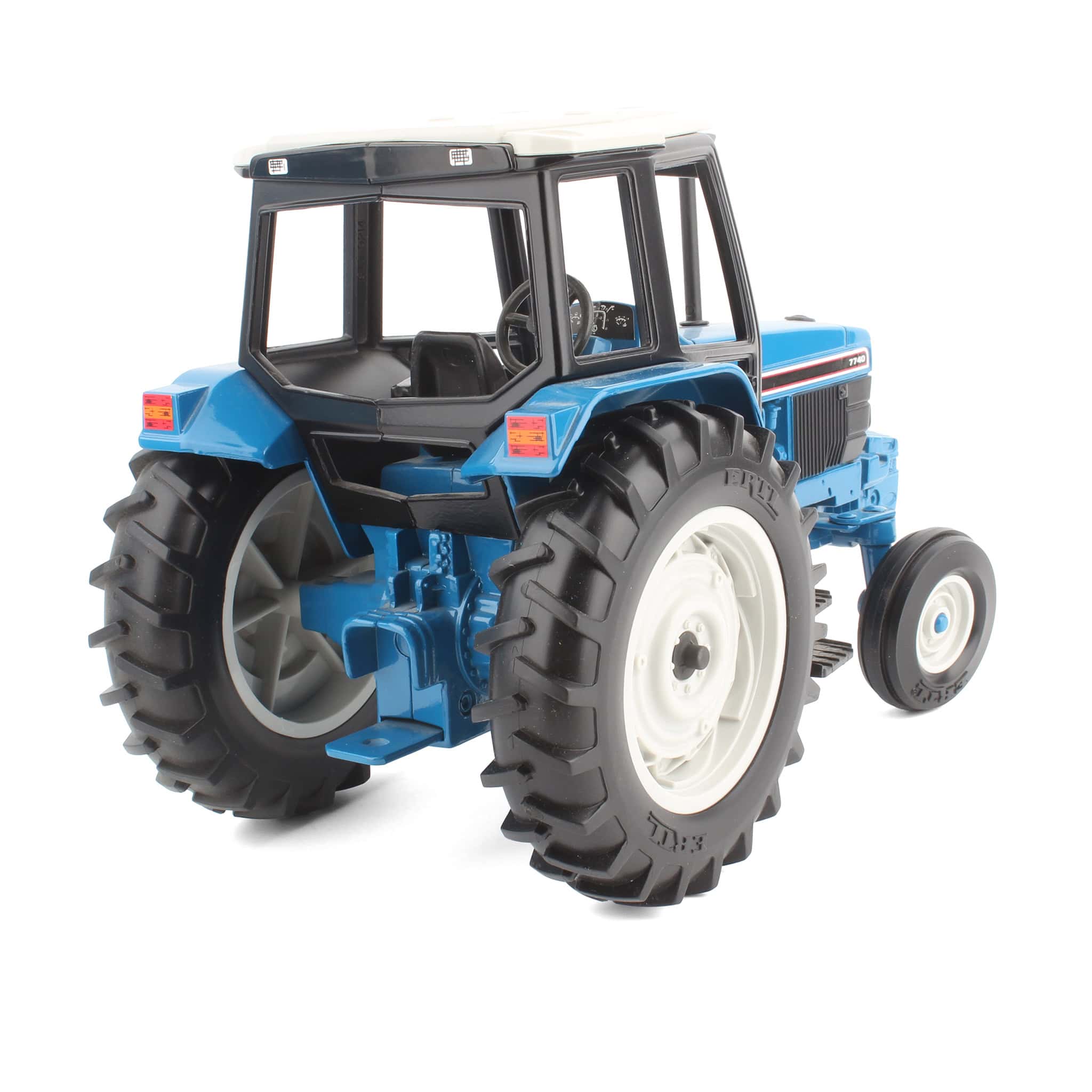 1/16 Ford 7740 with Cab by ERTL, 1992 Collector Edition - Image 3