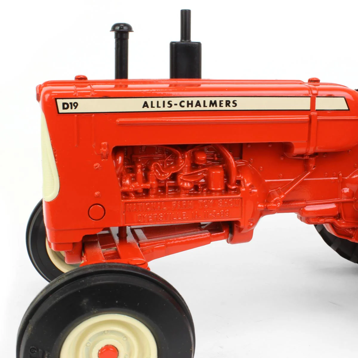 1/16 Allis Chalmers D-19 Tractor with Wide Front, 1989 Toy Farmer Limited Edition - Image 5