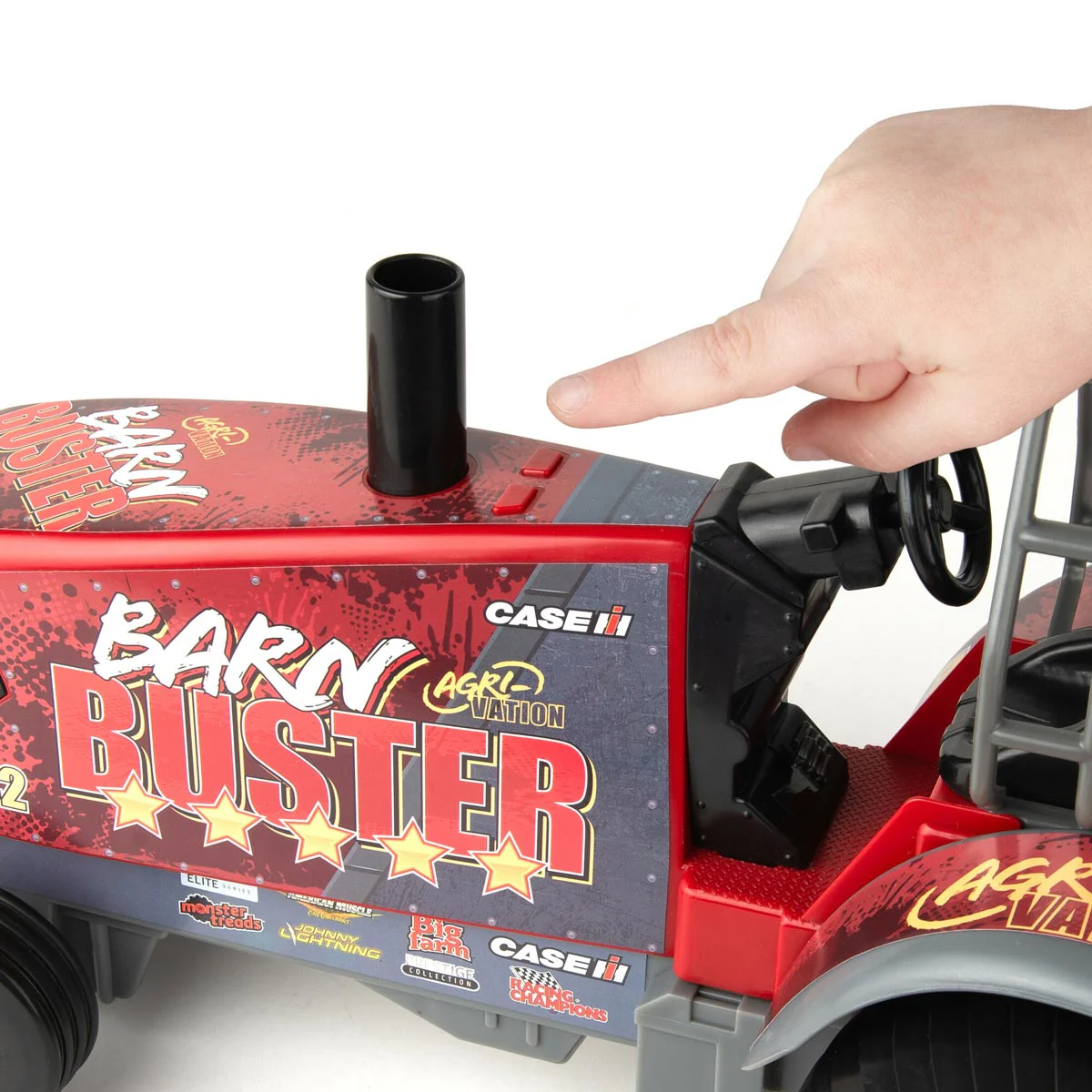 1/16 Big Farm Case IH Barn Buster Pulling Tractor by ERTL - Image 5