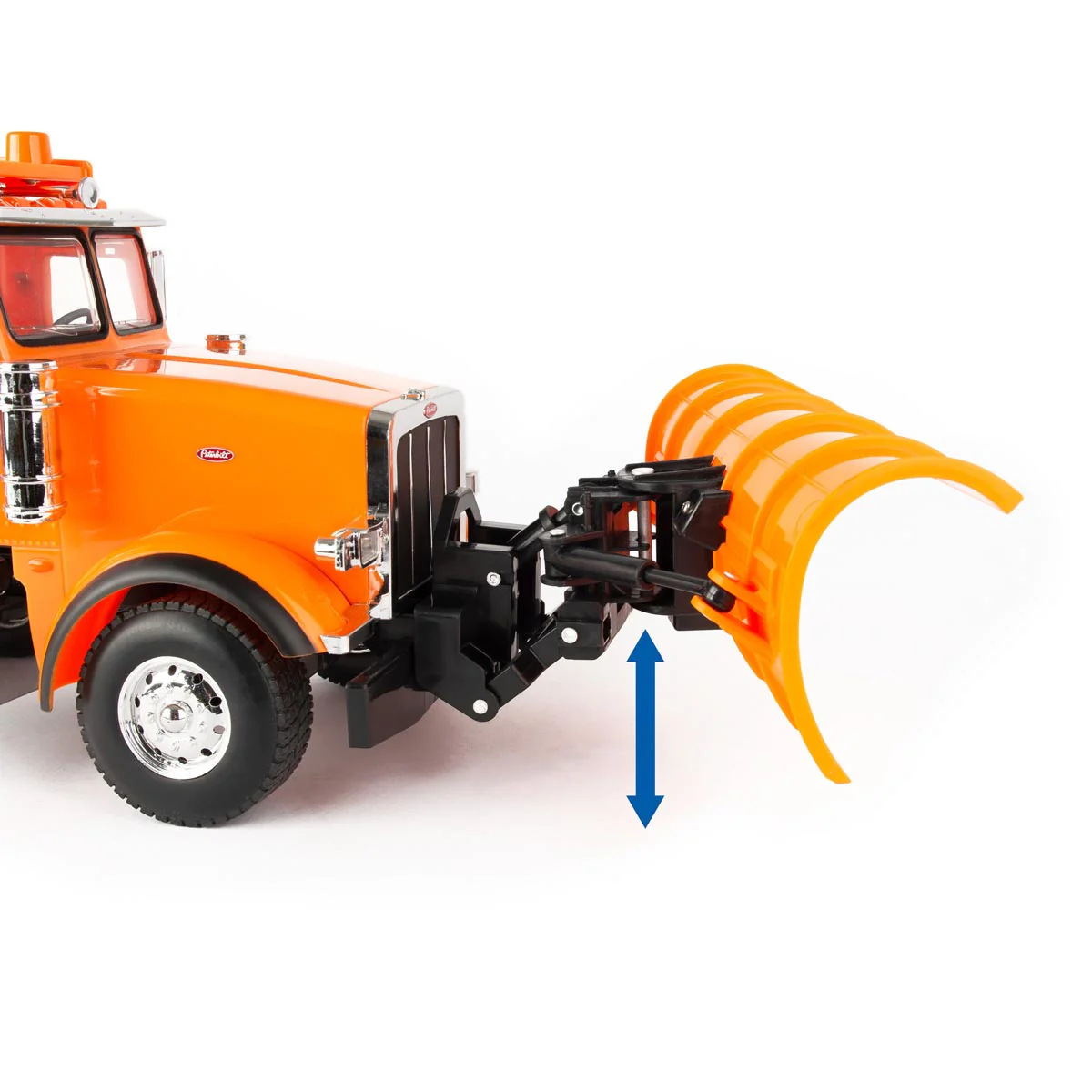 1/16 Big Roads Peterbilt Model 367 DOT Truck with Snow Plow by TOMY - Image 5