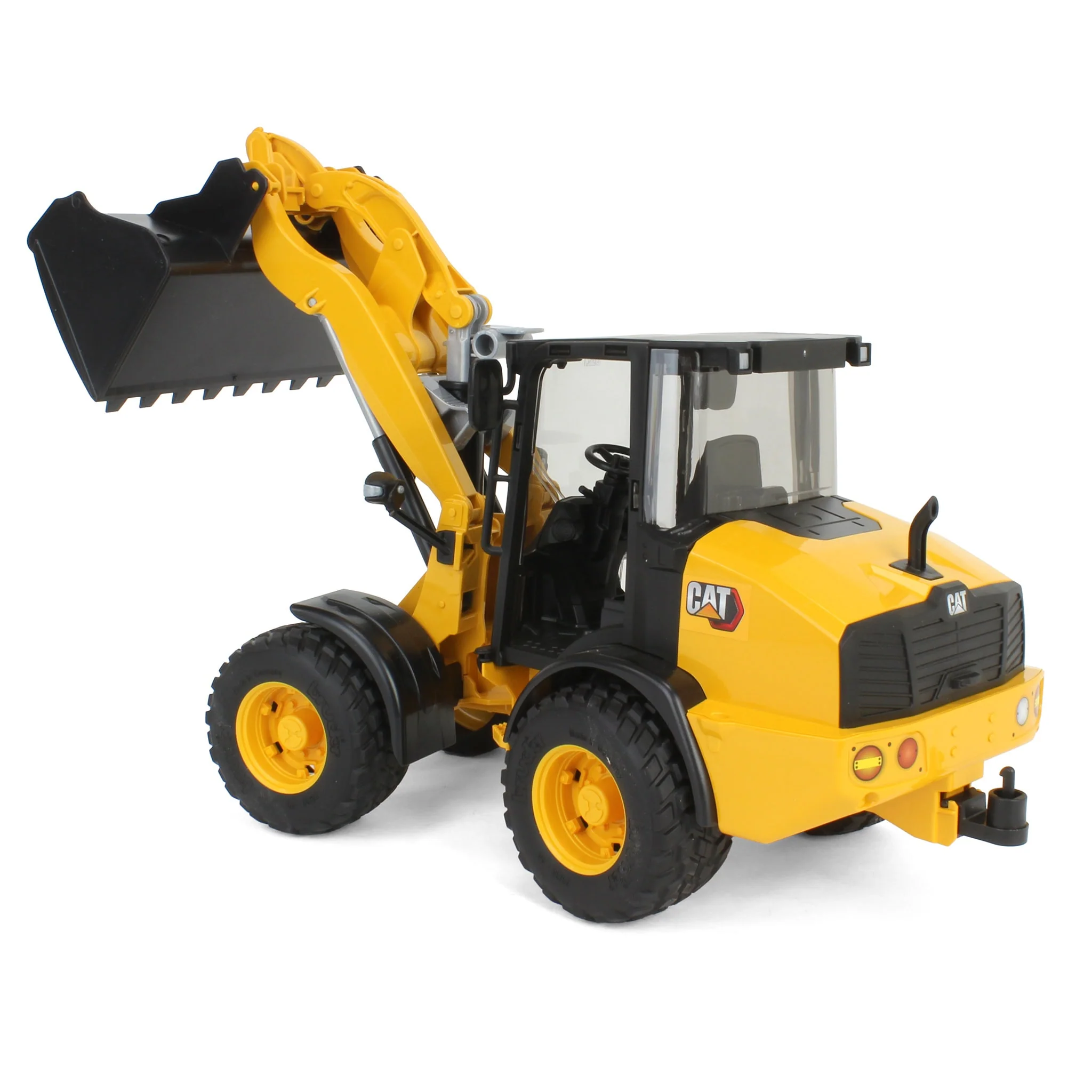 1/16 CAT Wheel Loader by Bruder - Image 4