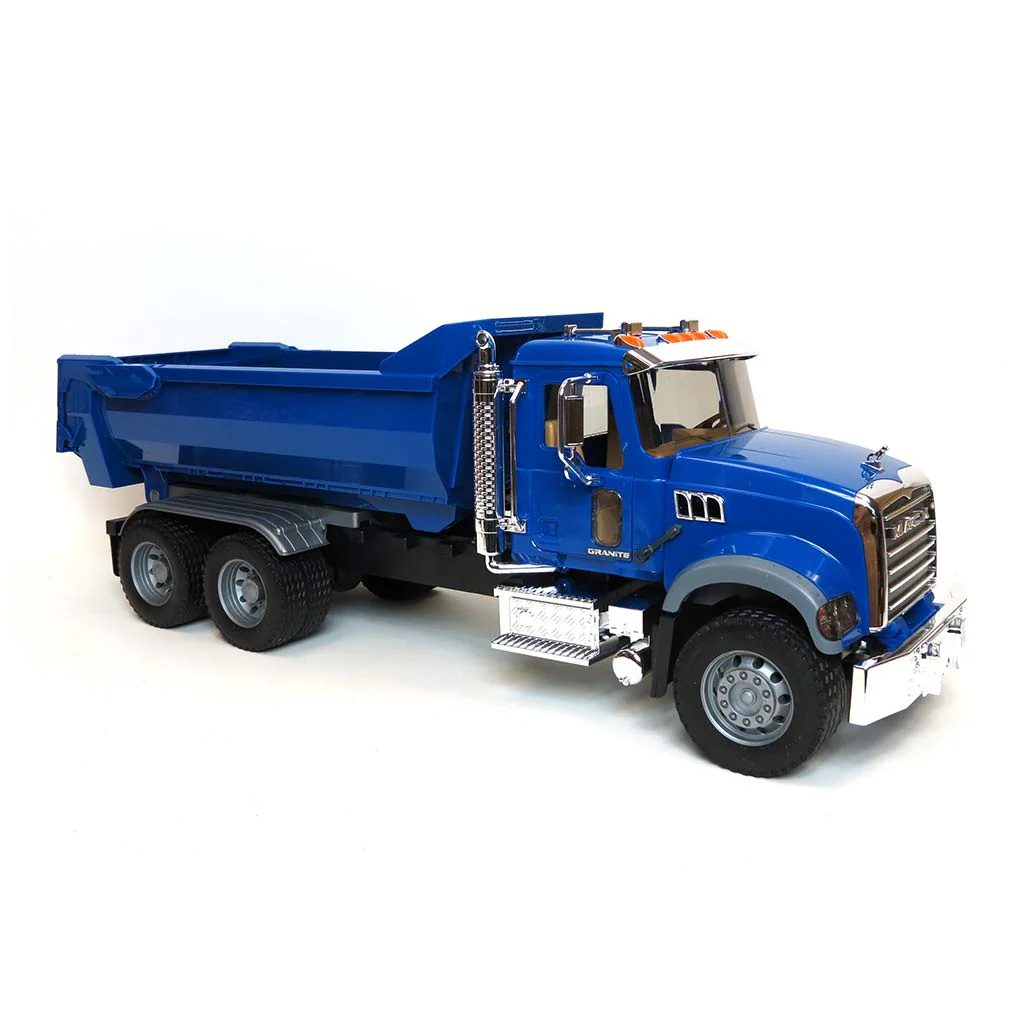 1/16 MACK Granite Halfpipe Dump Truck by Bruder - Image 3