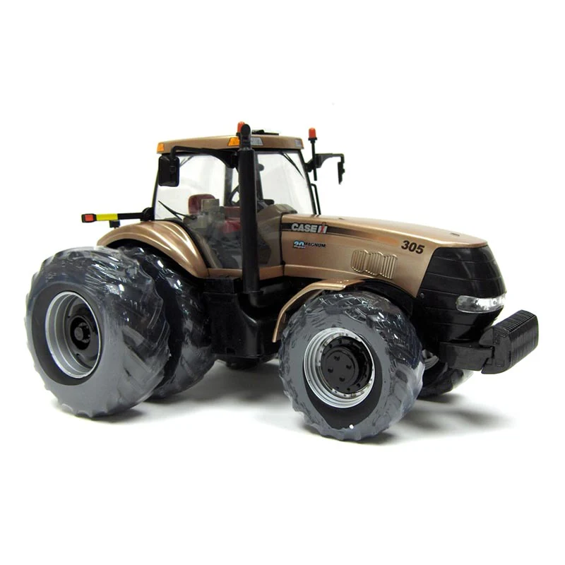 1/16 Case IH MX305 GOLD Demo Magnum with Large Rear Duals - Image 3