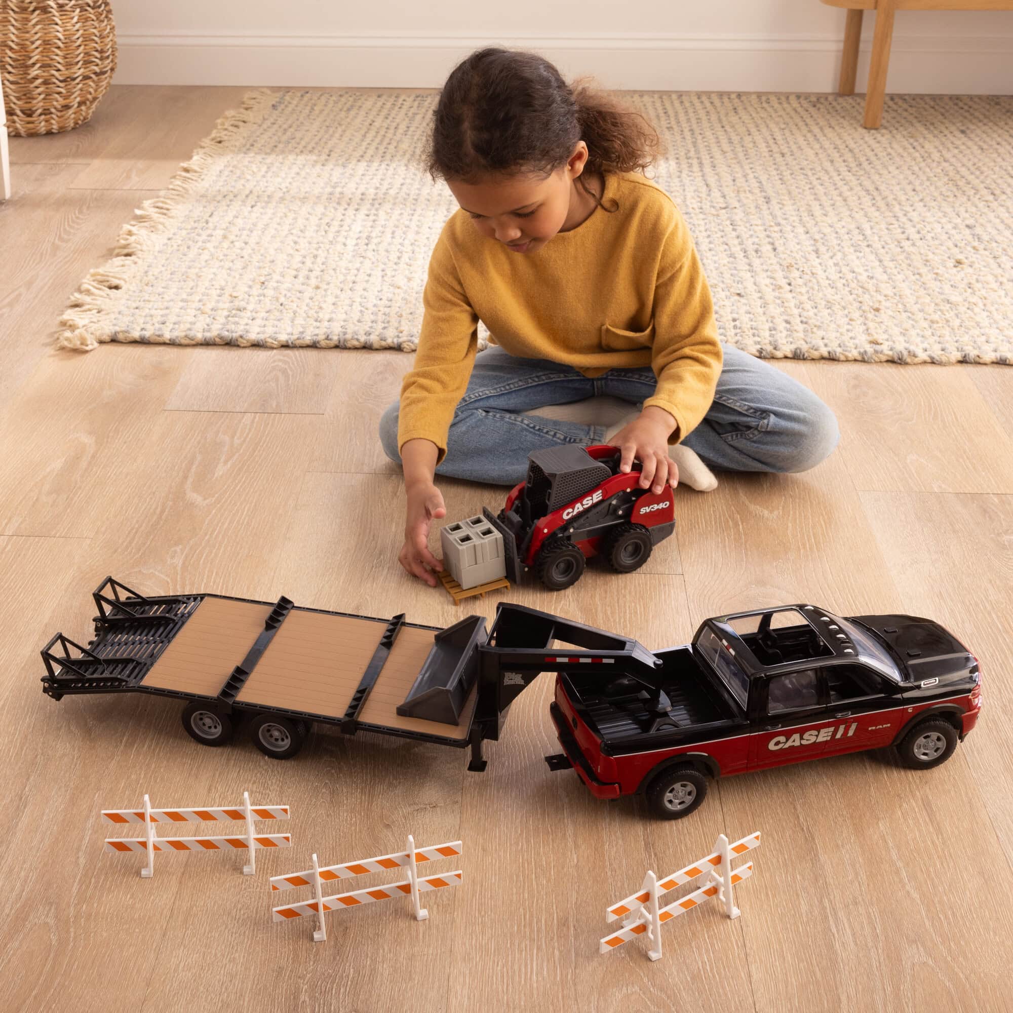 1/16 Case IH Ram Pickup Truck with Case SV340 Skid Loader, ERTL Big Farm - Image 13