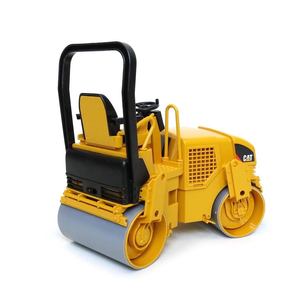 1/16 Caterpillar Asphalt Compactor by Bruder, Plastic - Image 3