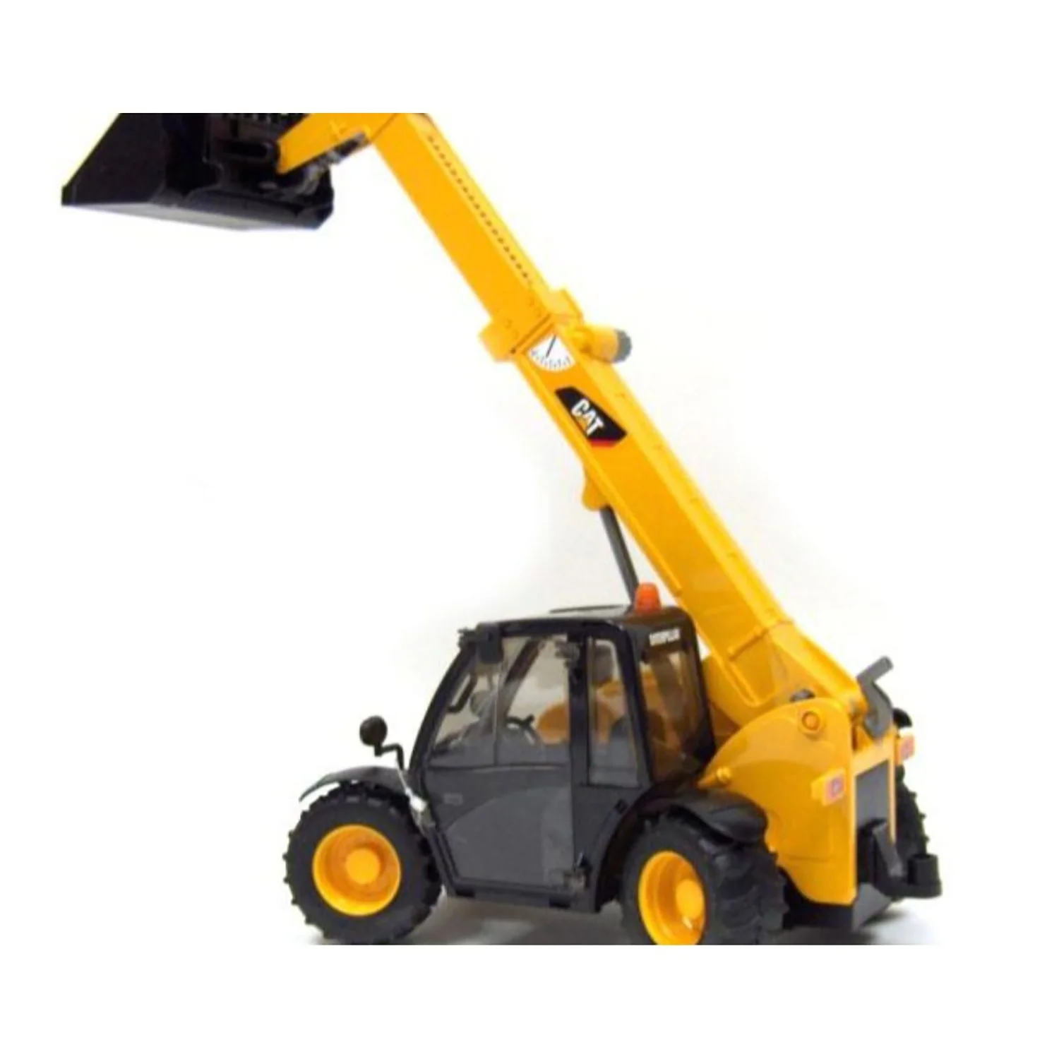 1/16 CAT Telehandler by Bruder - Image 3