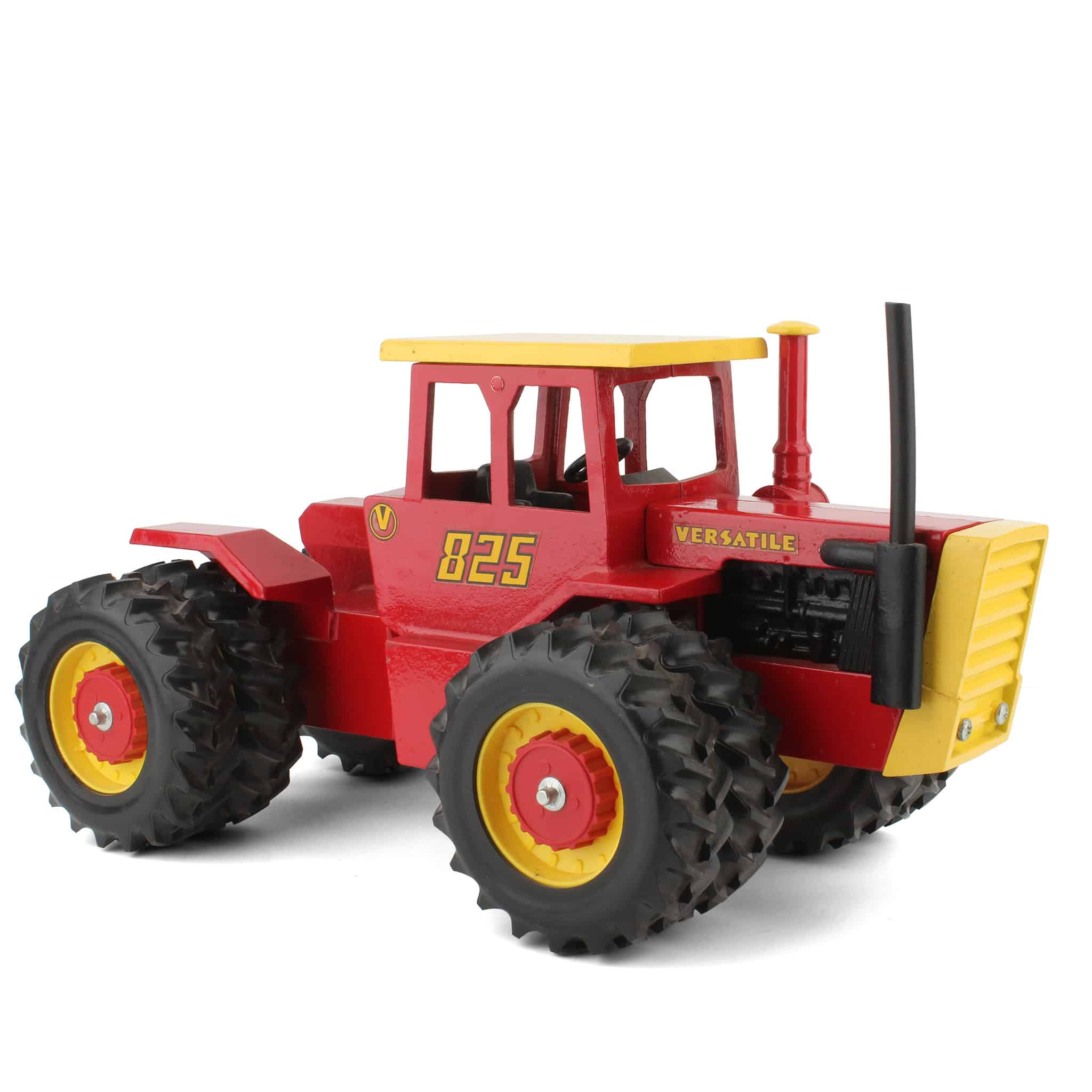 1/16 Versatile 825 Tractor with Duals, Made in the USA by Scale Models - Image 2