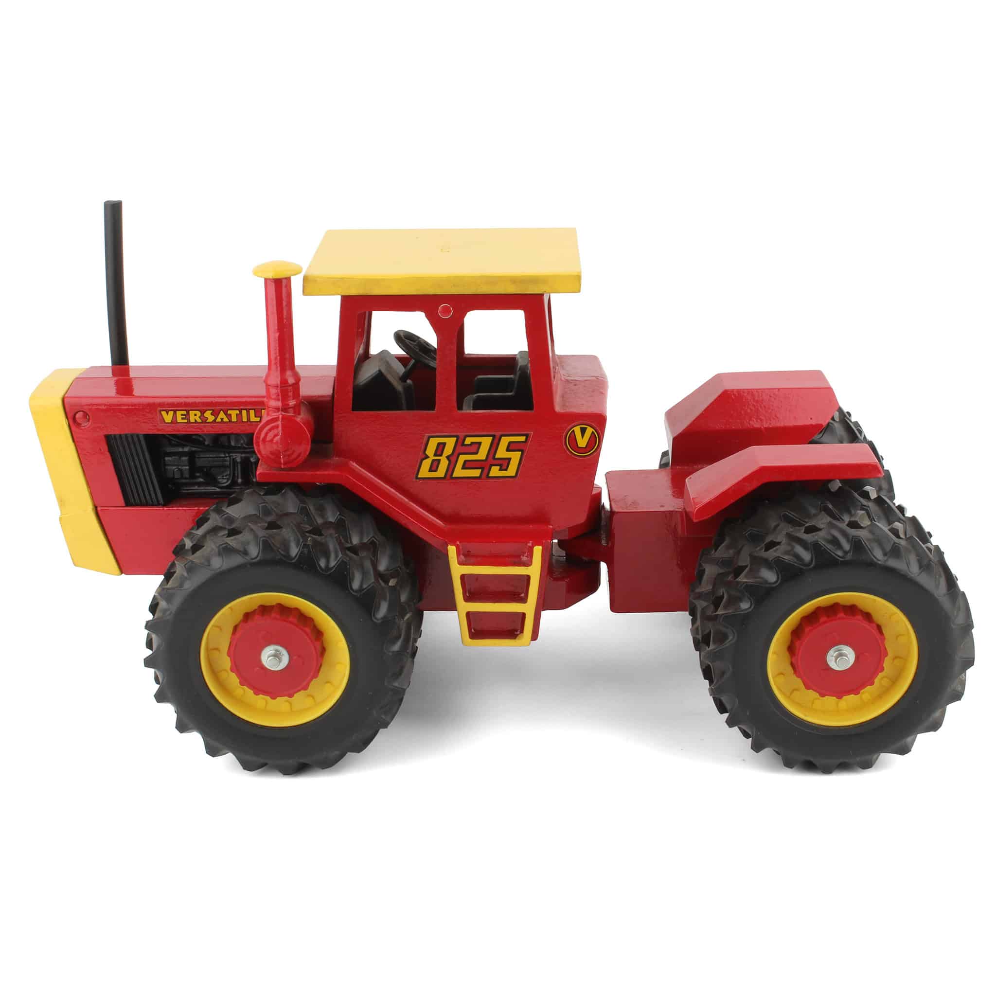 1/16 Versatile 825 Tractor with Duals, Made in the USA by Scale Models - Image 4