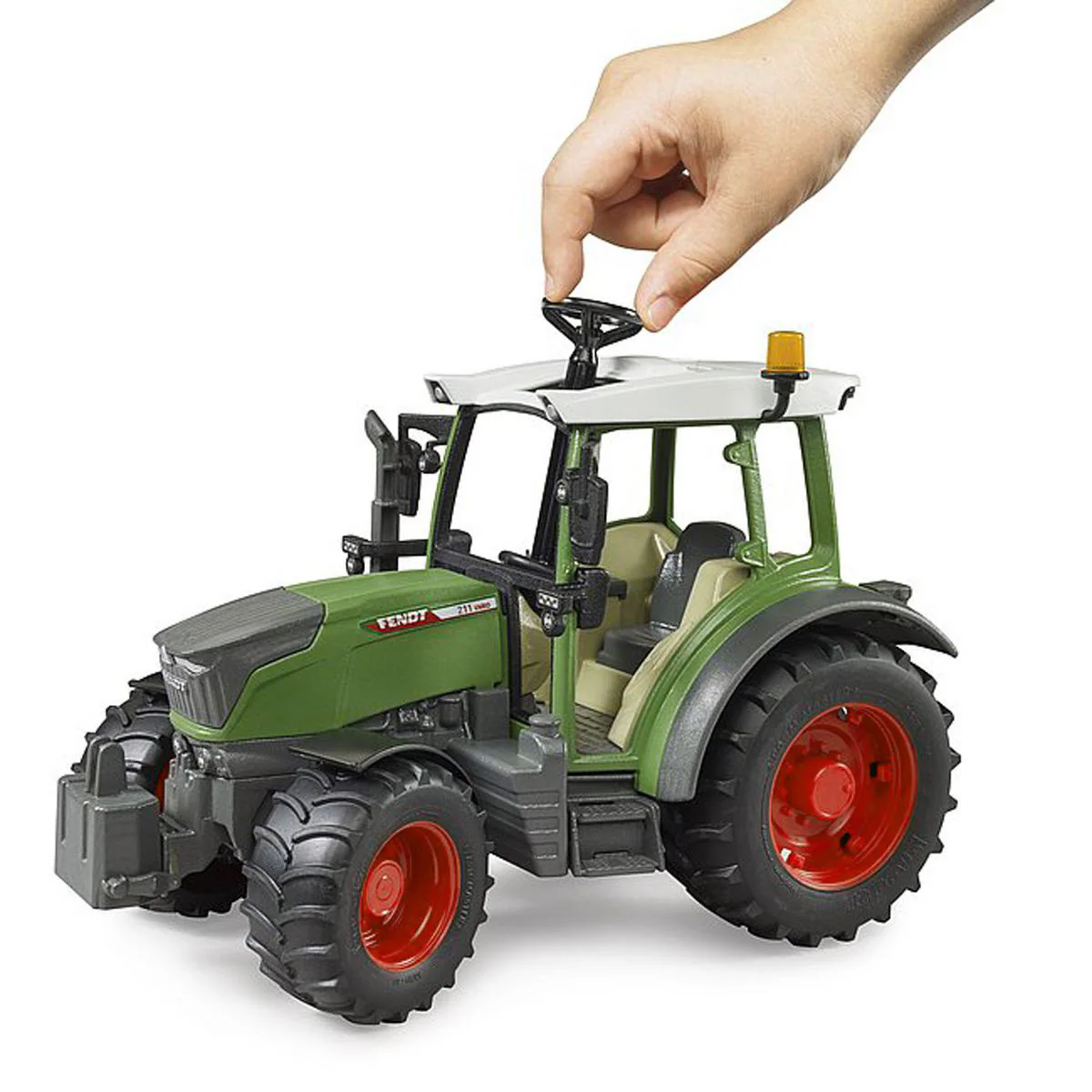 1/16 Fendt Vario 211 Tractor with MFD by Bruder - Image 6