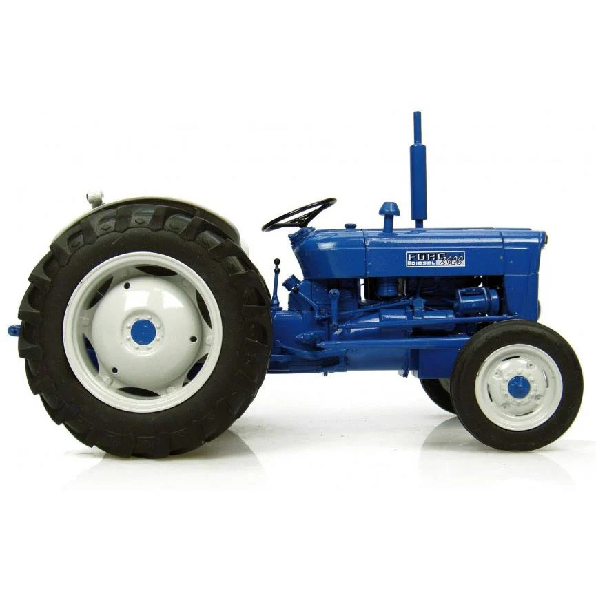 1/16 Ford Dexta 2000 Super Diesel Tractor by Universal Hobbies - Image 2