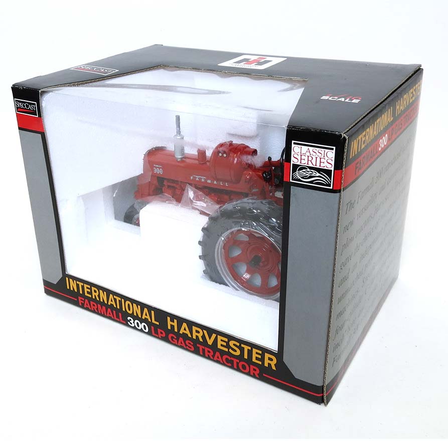 1/16 IH Farmall 300 LPG Tractor with Narrow Front by SpecCast - Image 5