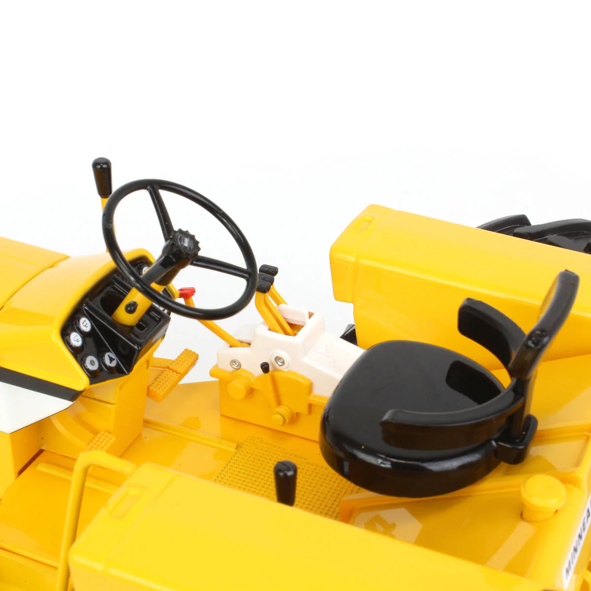 1/16 Minneapolis Moline G1000 Vista 2WD Tractor with Wide Front & Rear Duals by SpecCast - Image 5