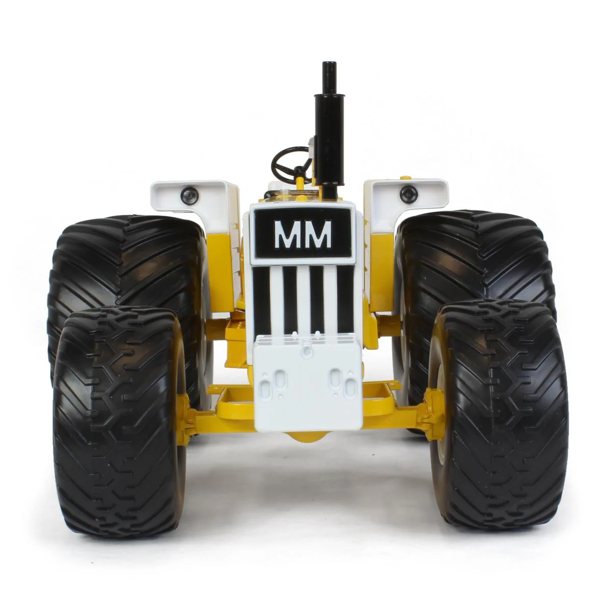 1/16 Minneapolis Moline G940 Tractor with Large Terra Tires by SpecCast - Image 5