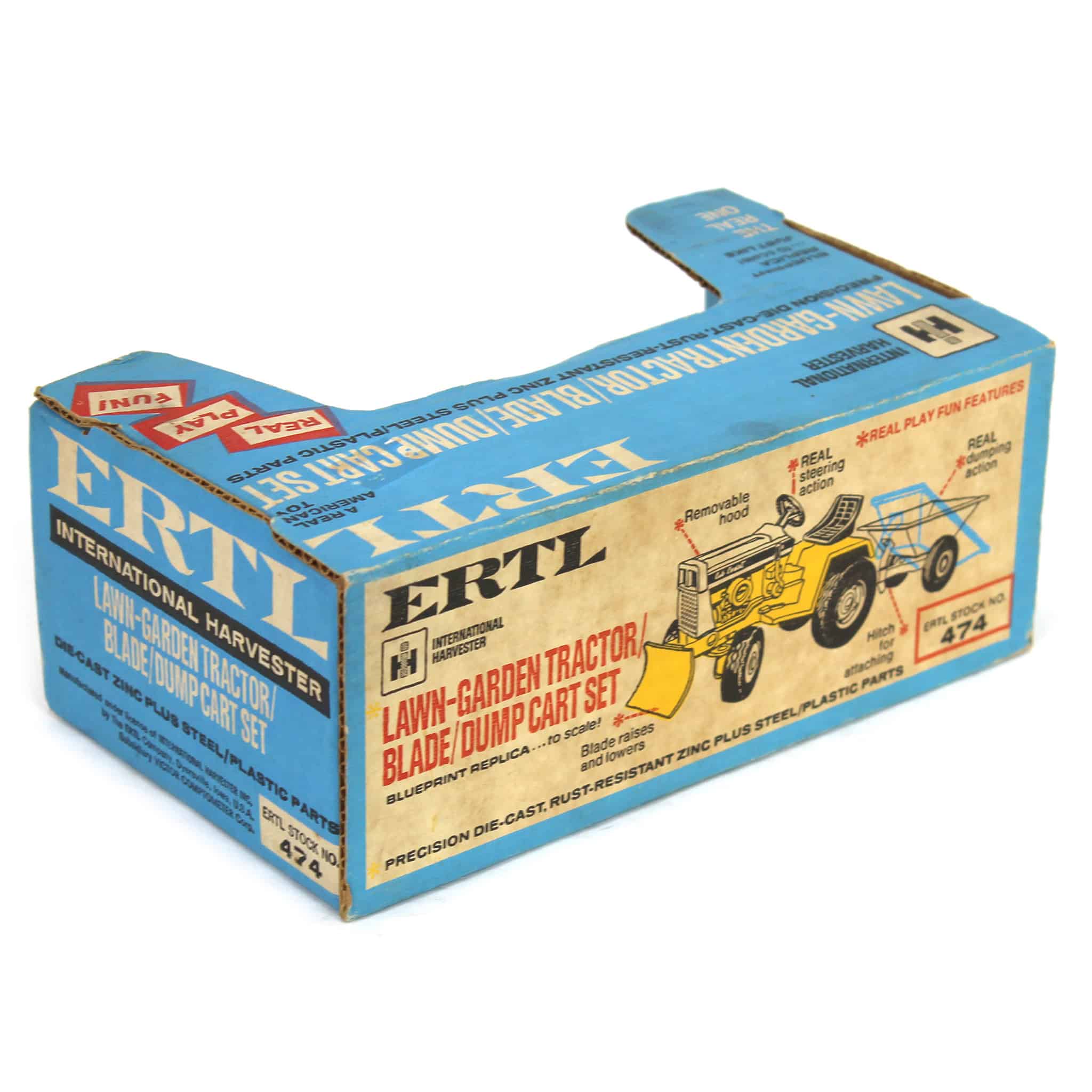 1/16 IH Cub Cadet 129 Garden Tractor with Blade & Cart - Image 2