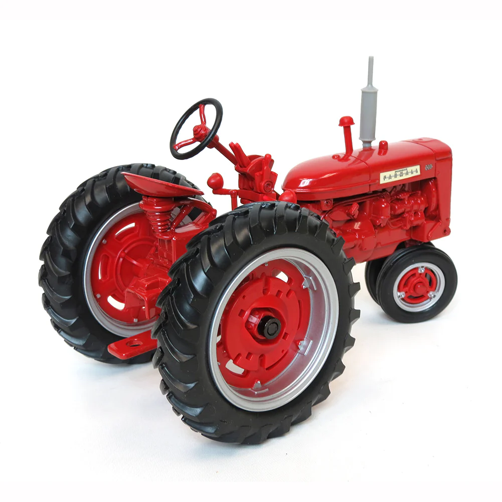 1/16 IH Farmall 230 Tractor with Narrow Front by ERTL - Image 2