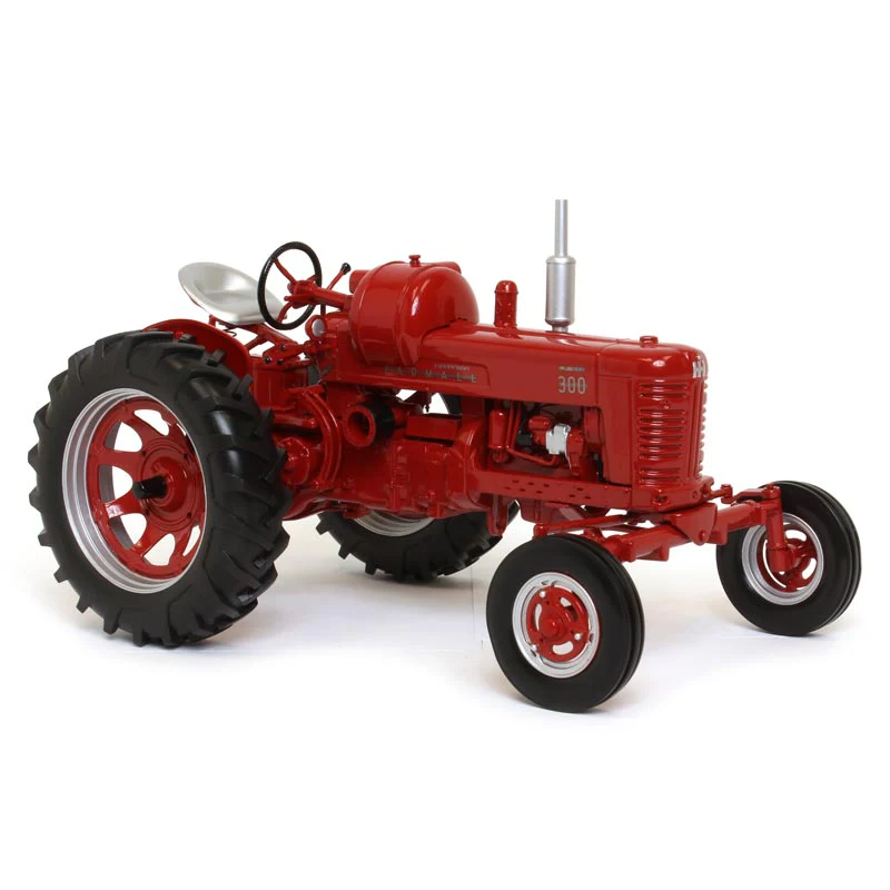 1/16 IH Farmall 300 LP Gas Tractor with Wide Front by SpecCast - Image 2