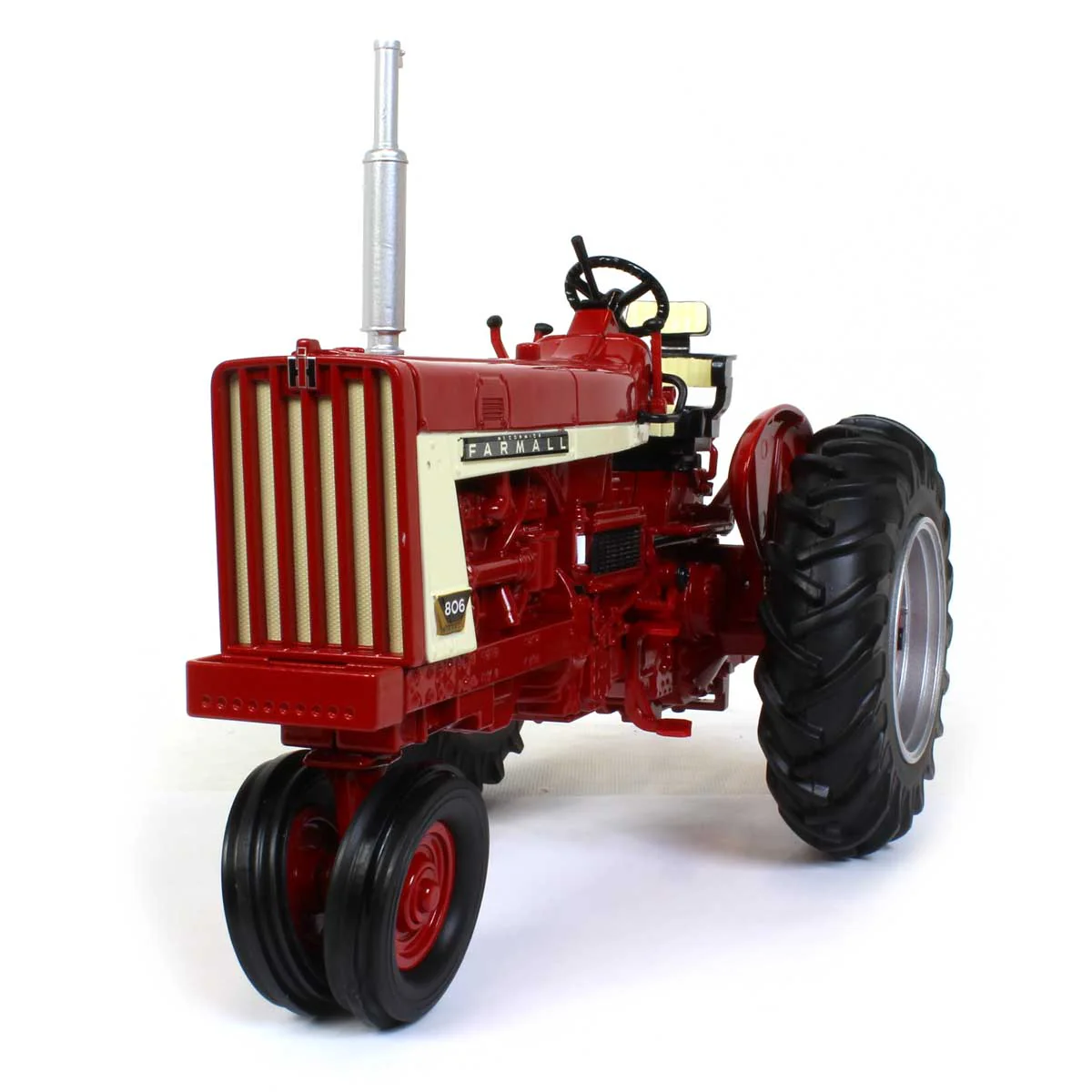 1/16 IH Farmall 806 Tractor with Narrow Front, Prestige Collection by ERTL - Image 5