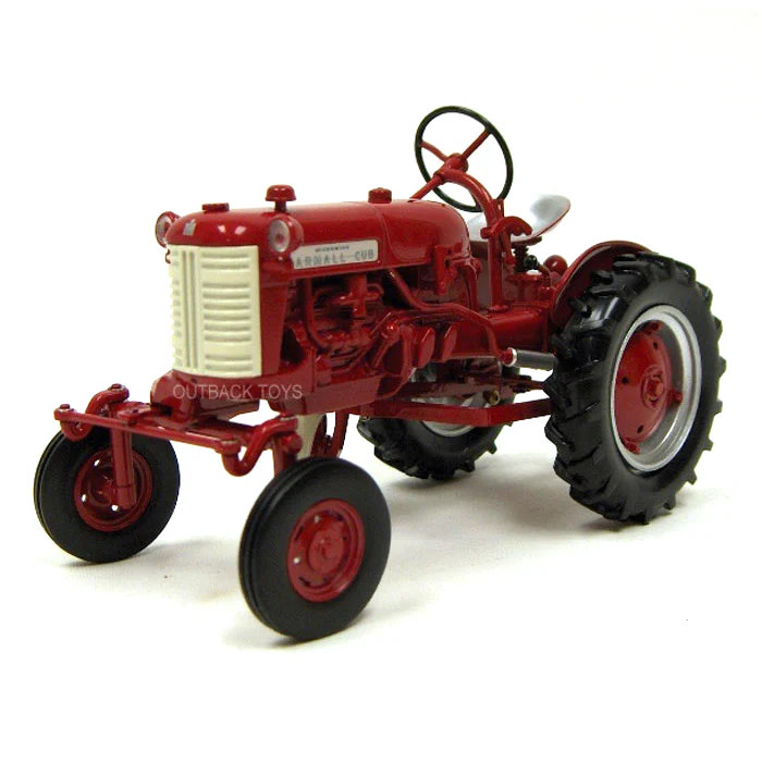 1/16 IH Farmall Cub 450 Style Tractor with Disk Plow by SpecCast - Image 3