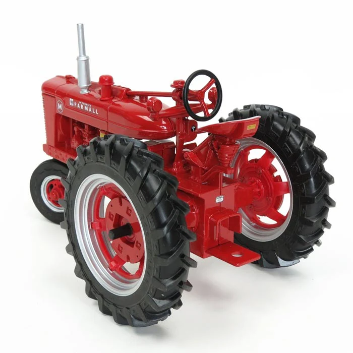 1/16 IH Farmall M Narrow Front Tractor by ERTL - Image 3