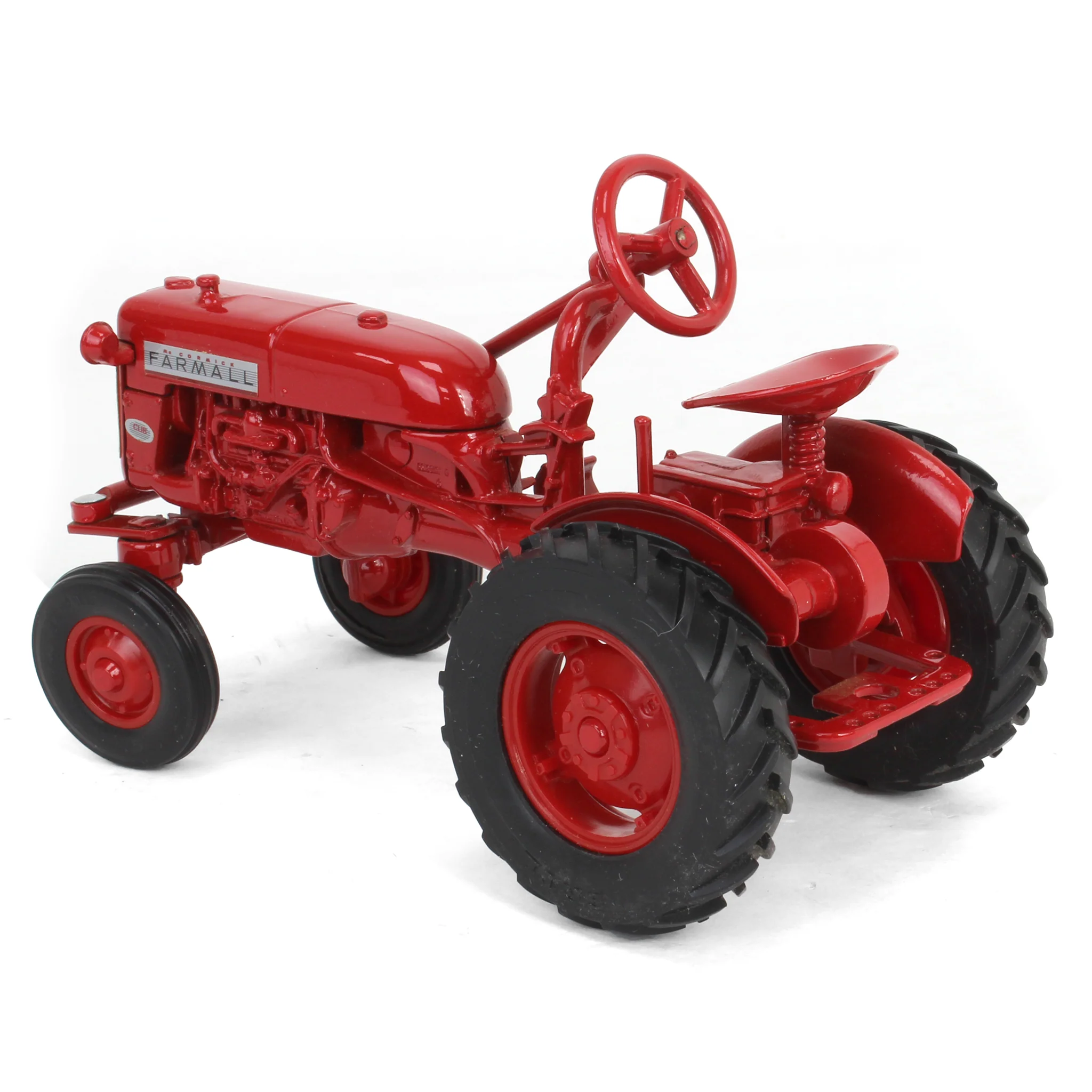1/16 IH McCormick Farmall 1959-1963 Cub Tractor by ERTL - Image 4