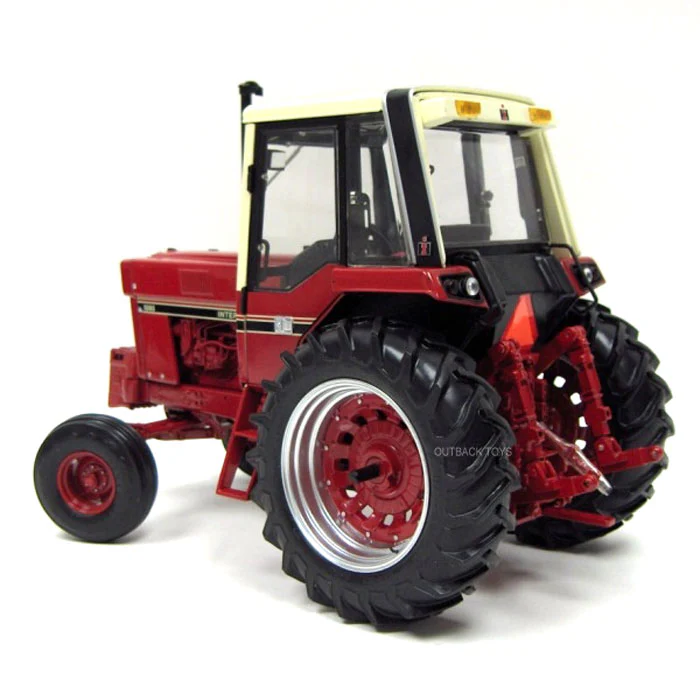 1/16 International 1086 Tri Stripe Tractor, ERTL Precision Key Series #6 - Image 4