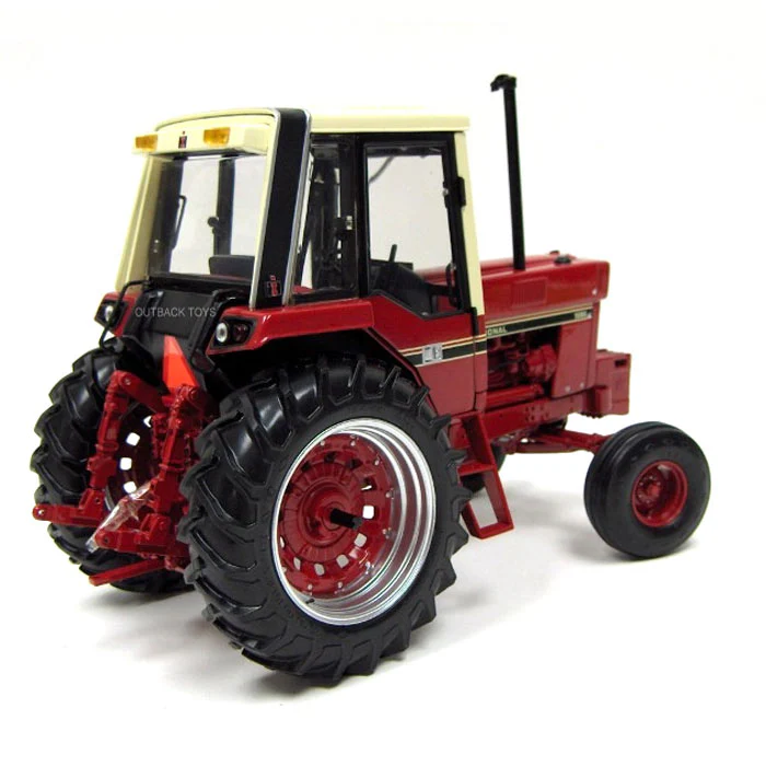 1/16 International 1086 Tri Stripe Tractor, ERTL Precision Key Series #6 - Image 6