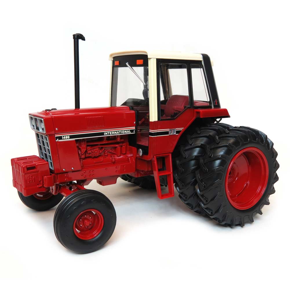 1/16 International 1486 Tri-Stripe Tractor with Duals, ERTL Prestige Collection