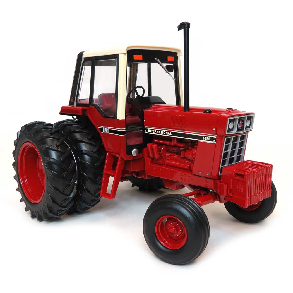 1/16 International 1486 Tri-Stripe Tractor with Duals, ERTL Prestige Collection - Image 2