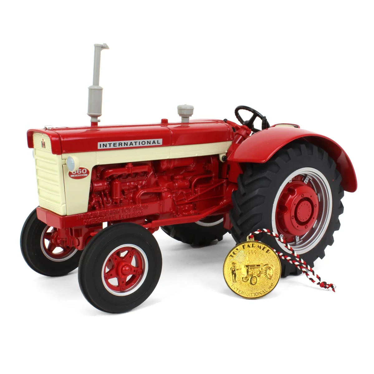 1/16 International 660 Diesel Tractor by ERTL, 1999 National Farm Toy Show