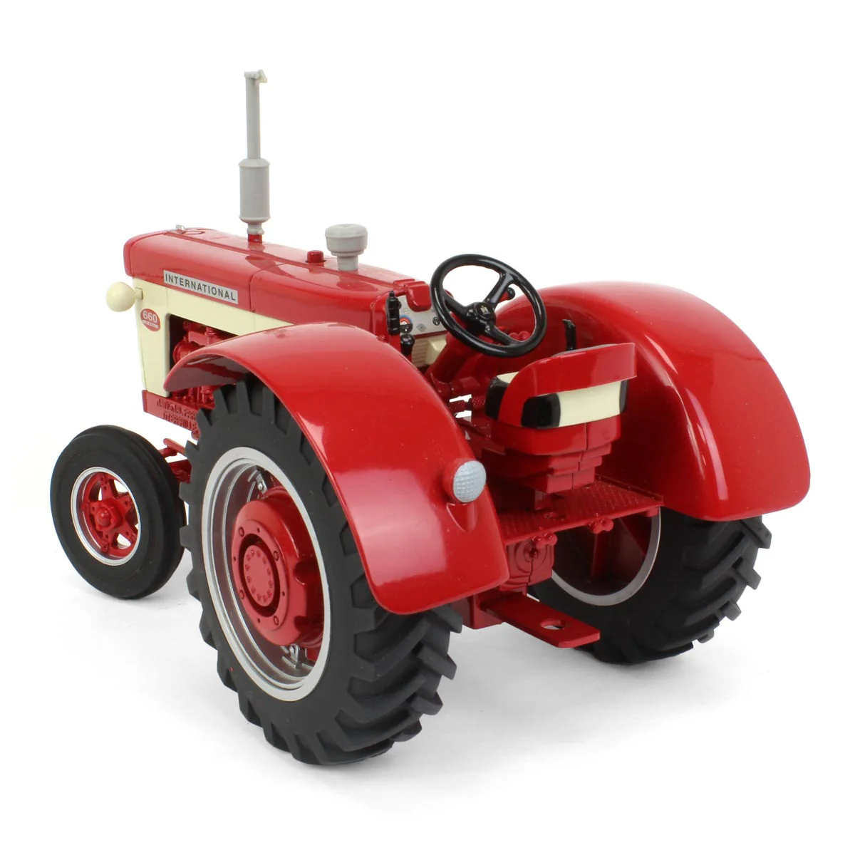 1/16 International 660 Diesel Tractor by ERTL, 1999 National Farm Toy Show - Image 4