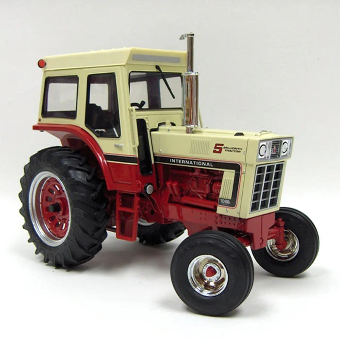 1/16 International Harvester 1066 5 Millionth, IA Chapter 5 Red Power Collector Edition - Image 4
