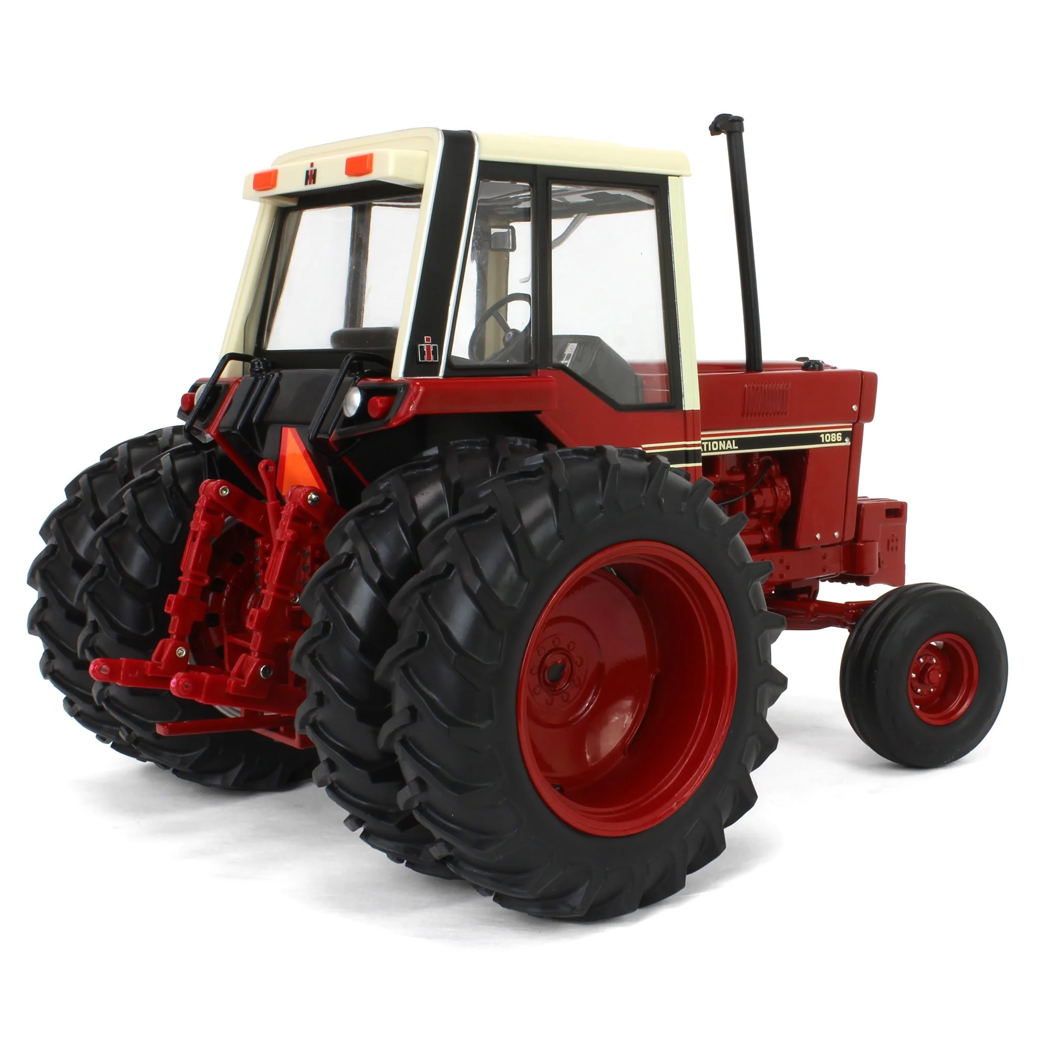 1/16 International Harvester 1086 Tri-stripe Tractor, ERTL Prestige Collection - Image 3