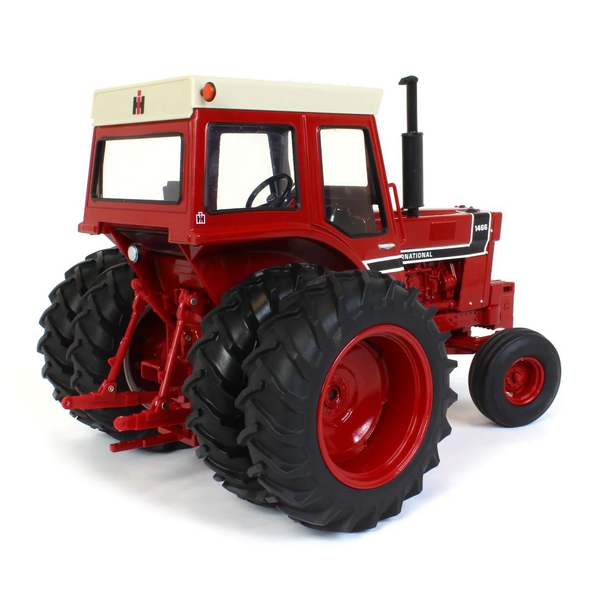 1/16 International Harvester 1466 Black Stripe 2WD Tractor with Cab & Rear Duals, ERTL Prestige Collection - Image 3