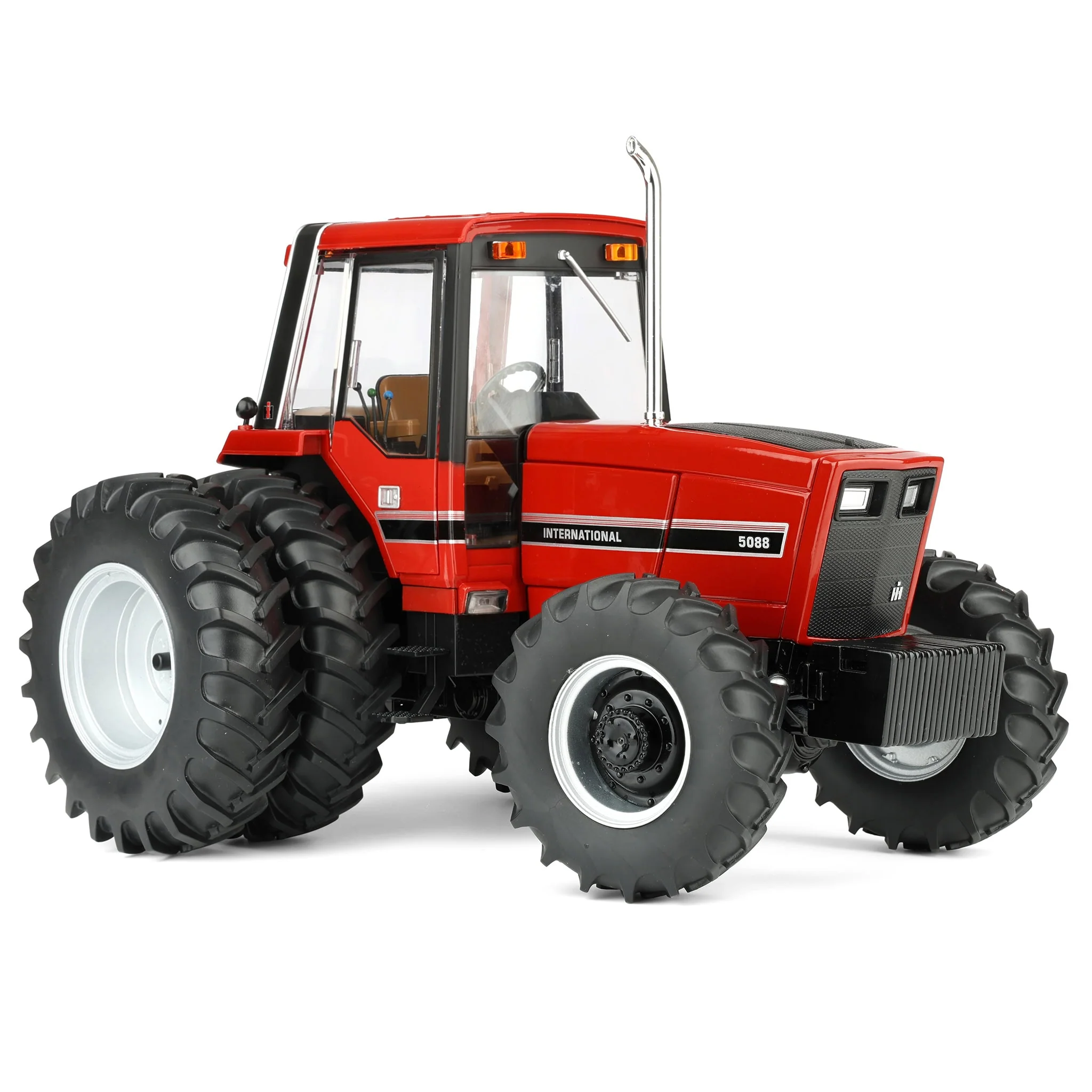 1/16 International Harvester 5088 Tractor, 2025 National Farm Toy Museum - Image 2