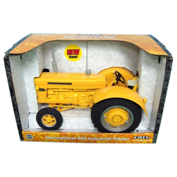 1/16 International 660 Industrial Diesel Tractor with Diecast Rear Rims by ERTL