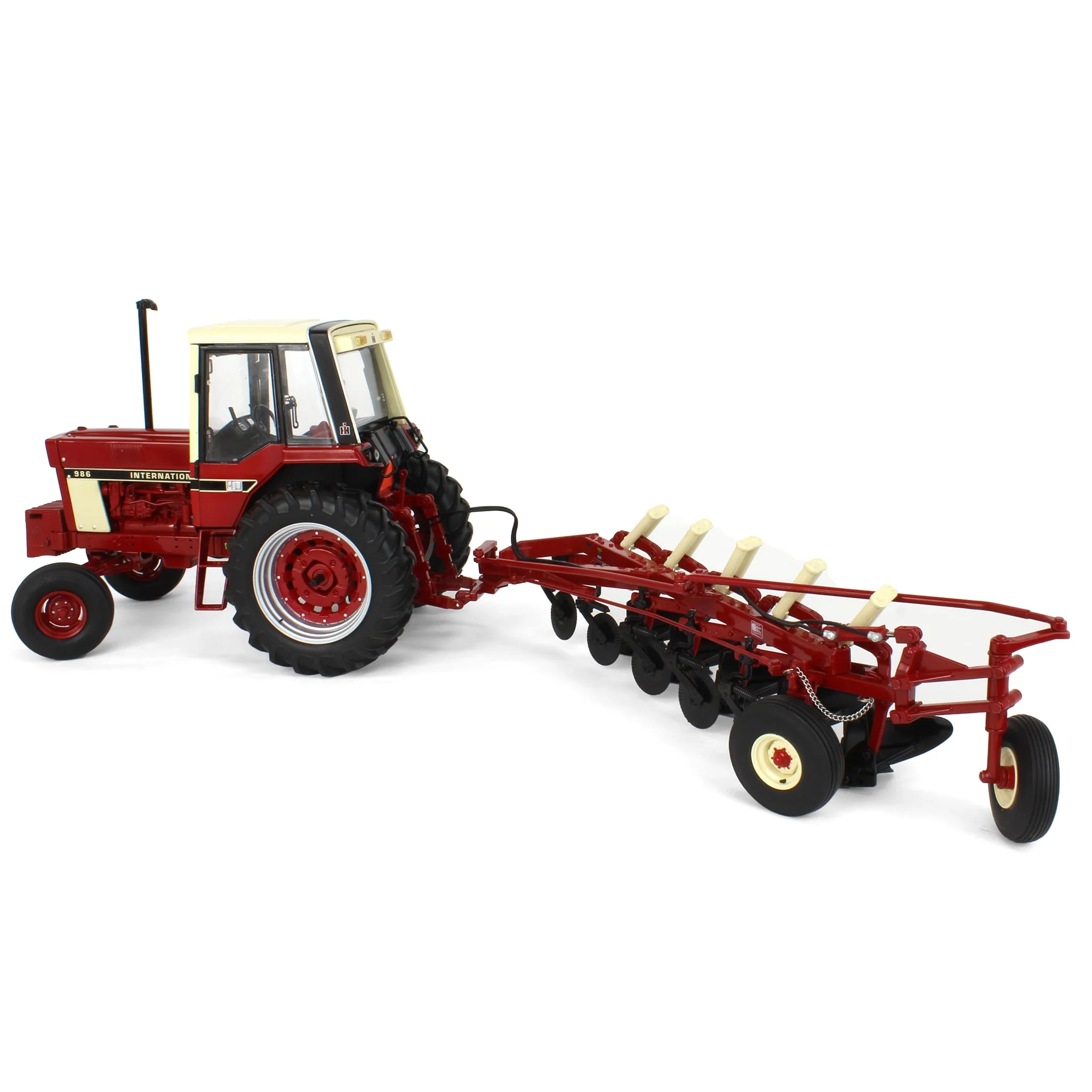 1/16 International Harvester 986 Tractor with Cab & 720 Plow, ERTL Precision Heritage Series - Image 4