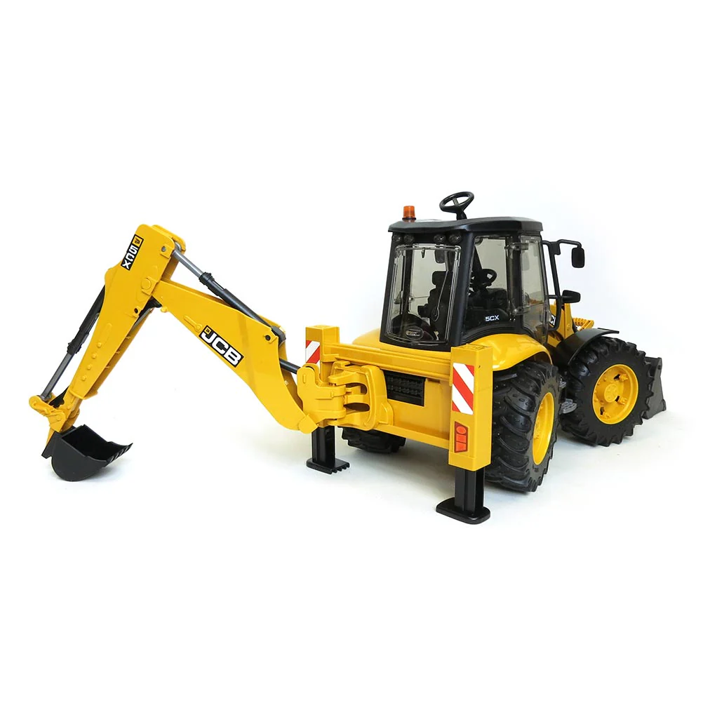 1/16 JCB 5CX Eco Backhoe Loader by Bruder - Image 3