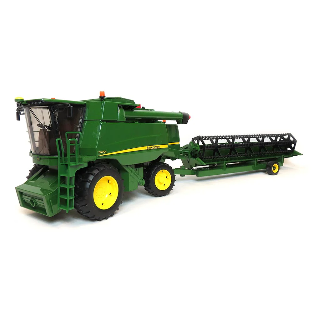 1/16 John Deere T670i Combine by Bruder - Image 2
