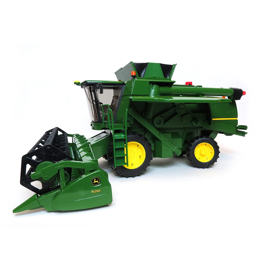 1/16 John Deere T670i Combine by Bruder - Image 6