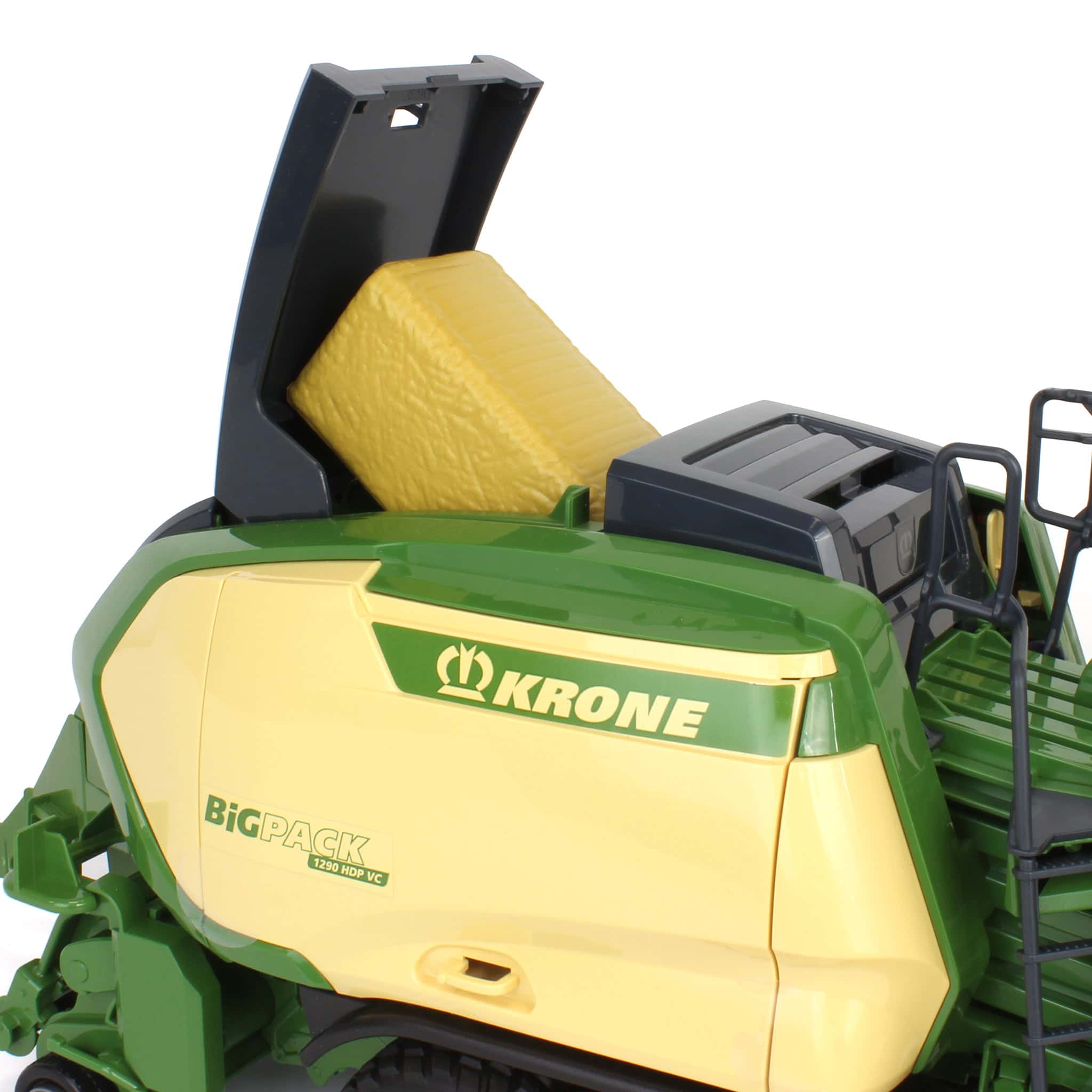 1/16 Krone BiG Pack 1290 HDP VC Baler with 2 Hay Bales by Bruder - Image 5
