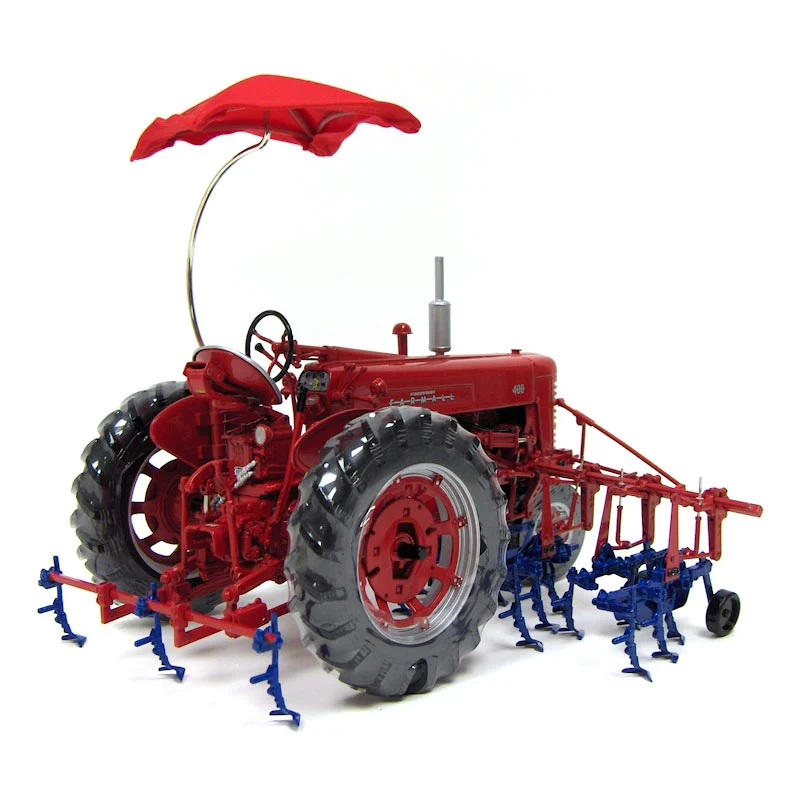 1/16 1954 Farmall 400 Tractor with Cultivators, 50th Anniversary, Precision Series by ERTL - Image 4