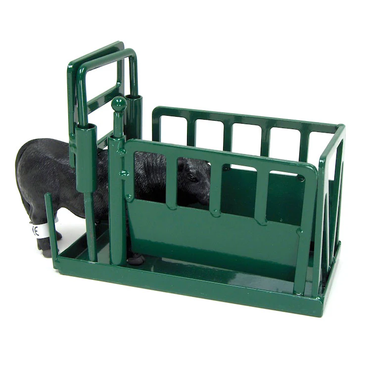 1/16 Little Buster Toys Green Cattle Squeeze Chute - Image 3