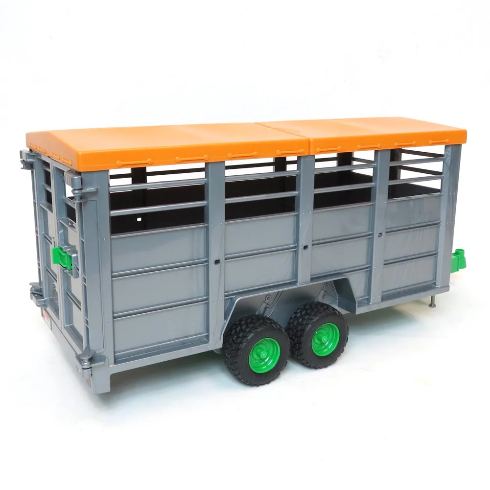 1/16 Livestock Trailer with 1 Cow by Bruder - Image 5