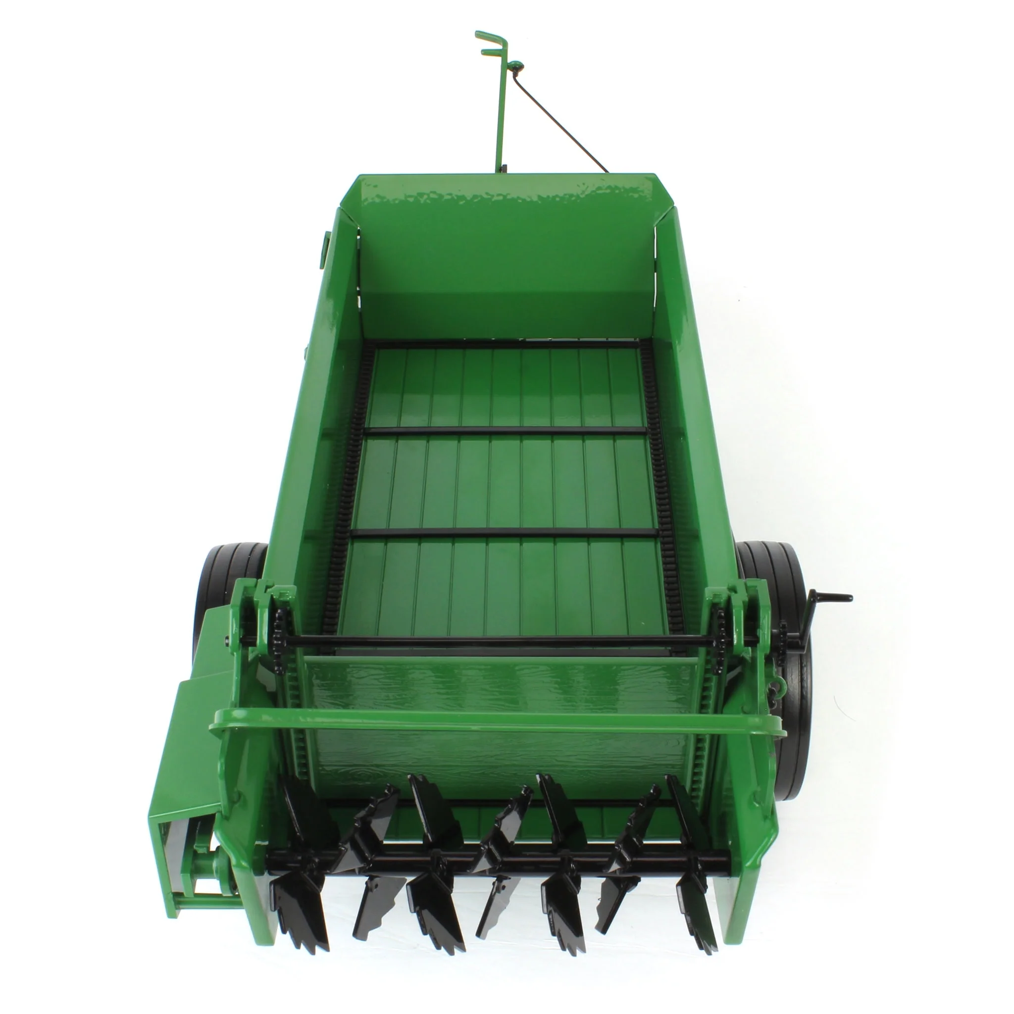 1/16 Oliver 590 Manure Spreader by SpecCast - Image 5