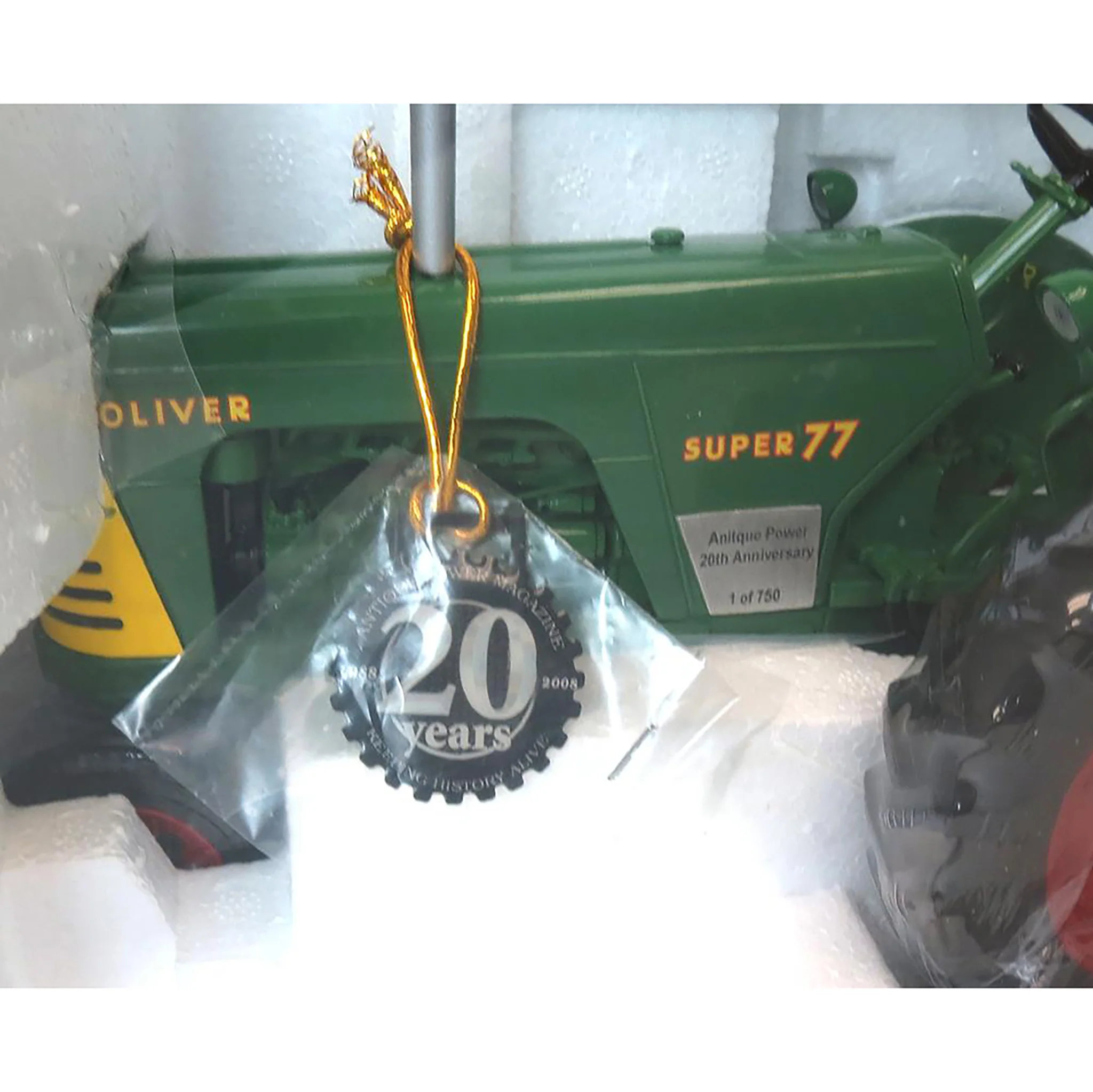 1/16 Oliver Super 77 Diesel Narrow, 2008 Antique Power Magazine - Image 2