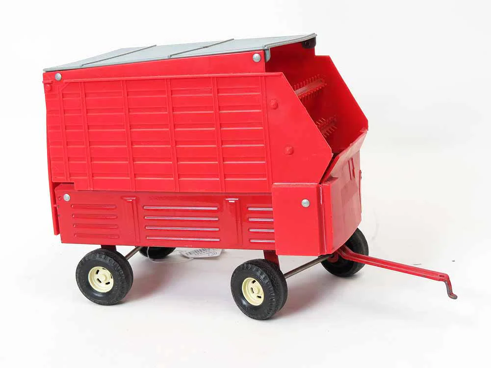 (B&D) 1/16 Red Steel & Plastic Forage Wagon - Loose, No Box - Image 2