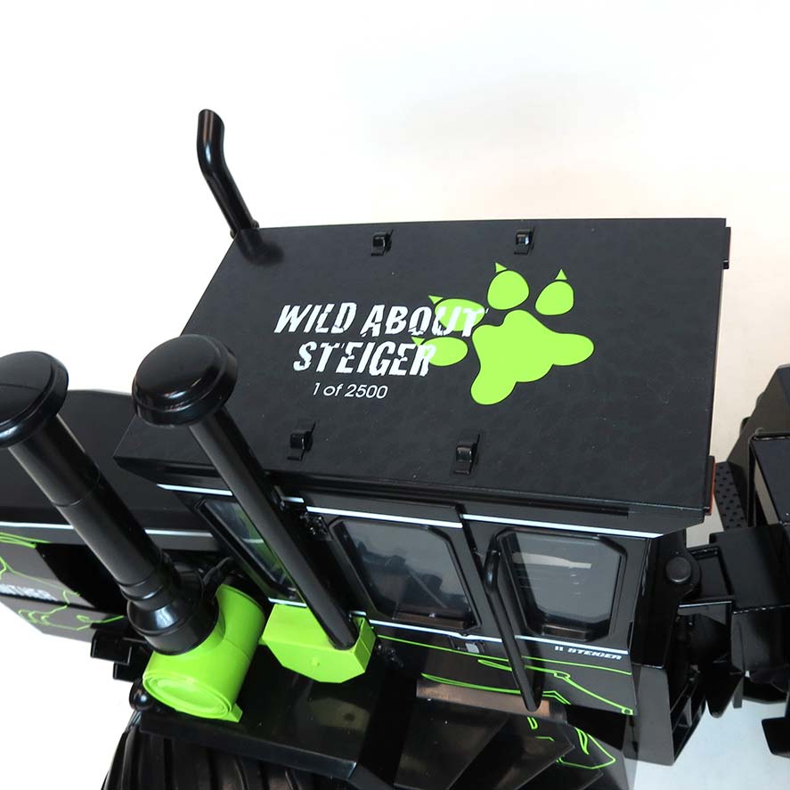 1/16 Steiger Panther Tractor with Special Panther Deco, "Wild About Steiger" Series, by ERTL - Image 7