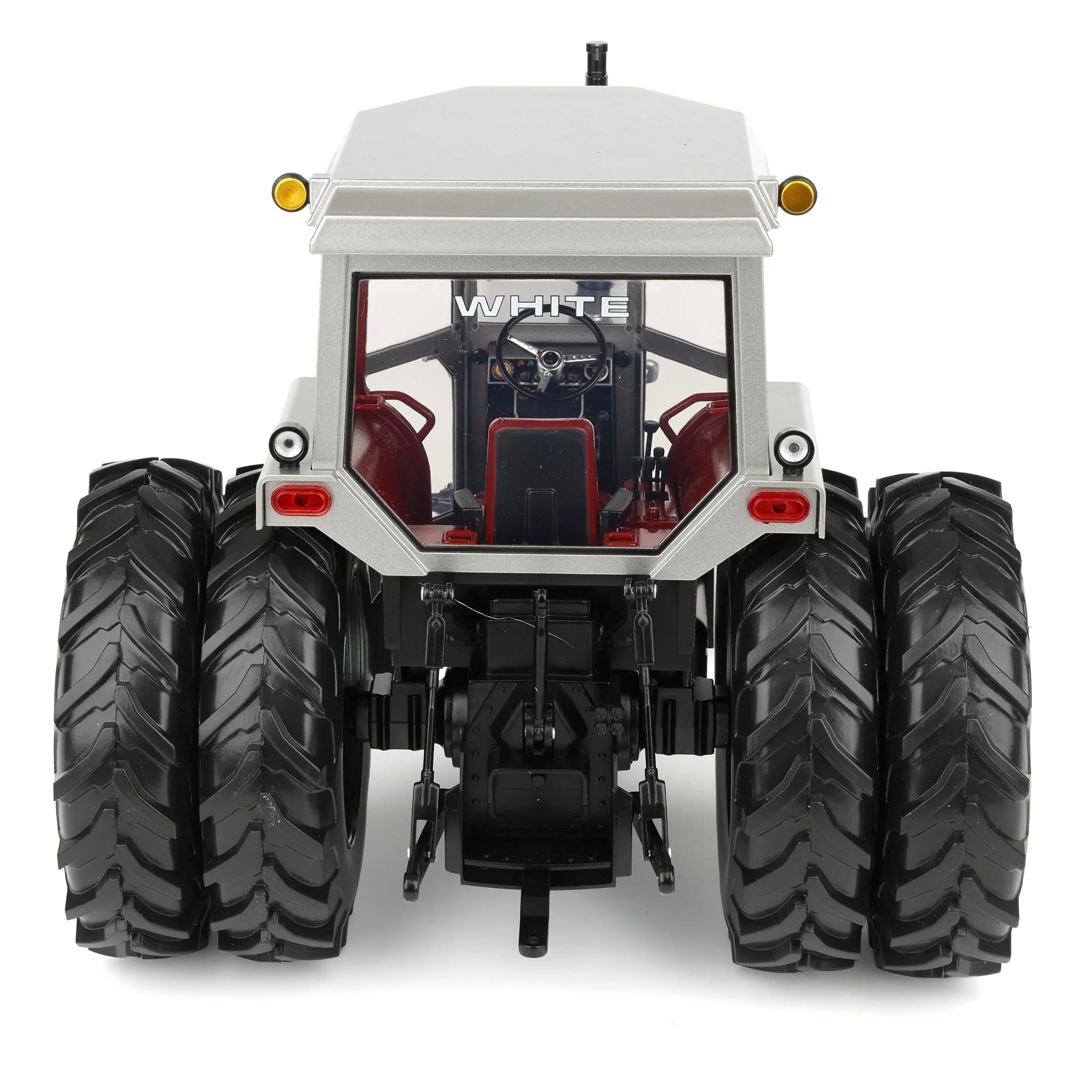 1/16 White 2-135 Silver Stripe Tractor with Duals by SpecCast, 2026 Heartland Toy Show - Image 5