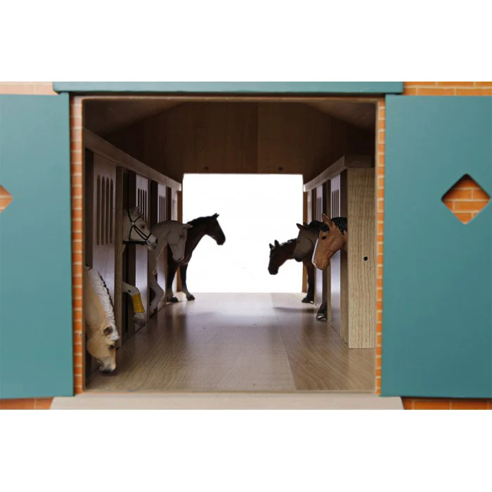 1/24 Kids Globe Wooden Horse Stable with 7 Stalls - Image 4